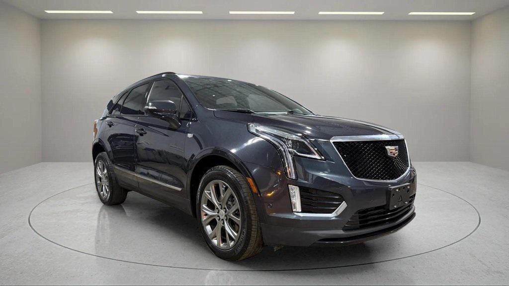 used 2021 Cadillac XT5 car, priced at $35,495