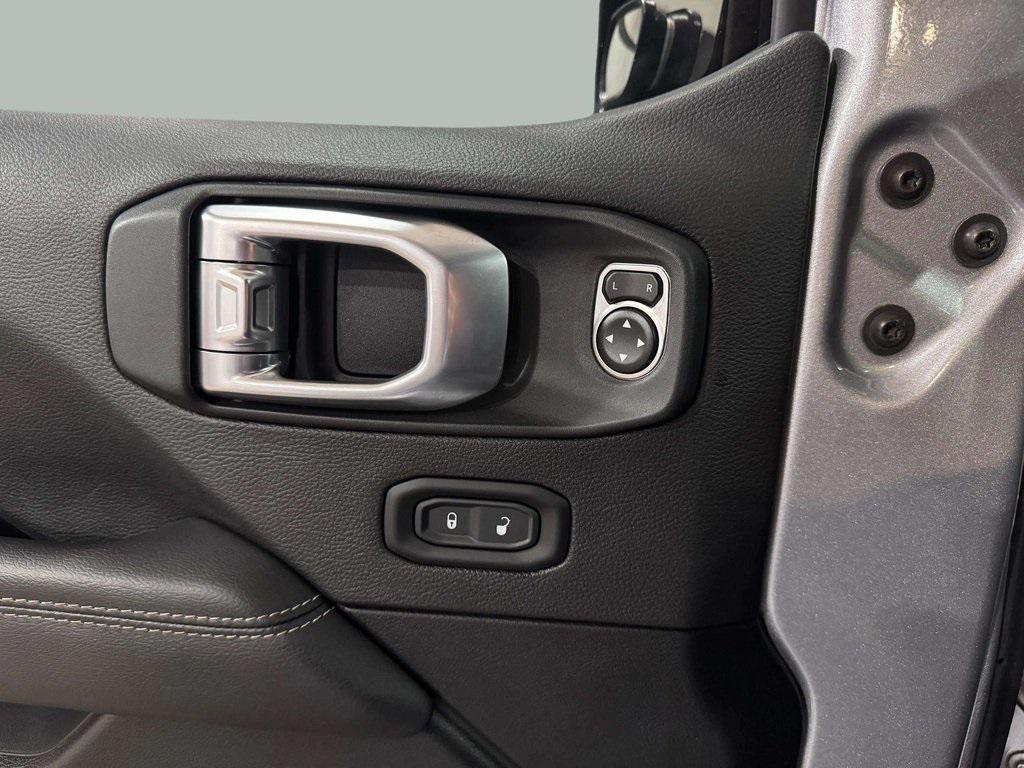 used 2020 Jeep Wrangler Unlimited car, priced at $30,995