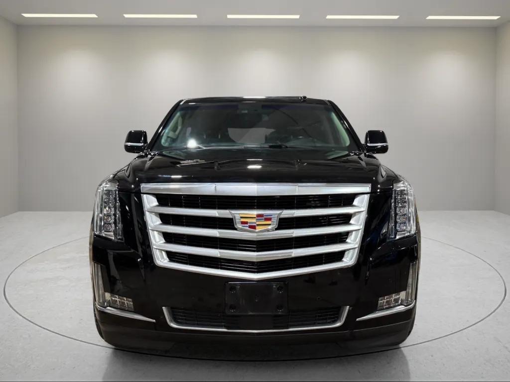 used 2019 Cadillac Escalade car, priced at $34,995