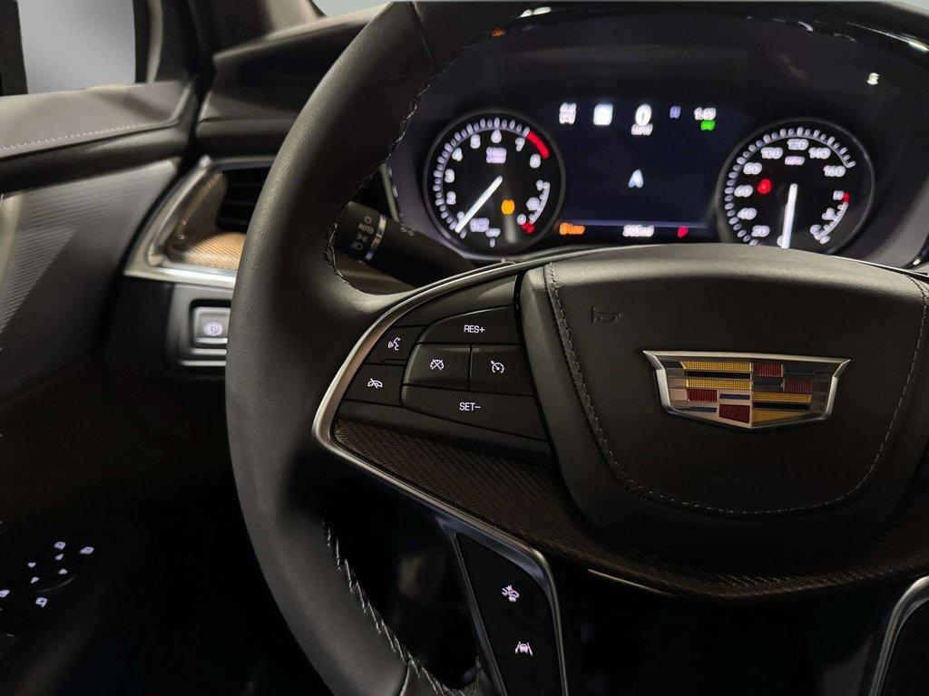 used 2024 Cadillac XT5 car, priced at $55,995