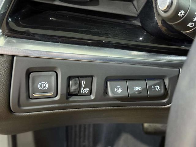 used 2023 Cadillac XT6 car