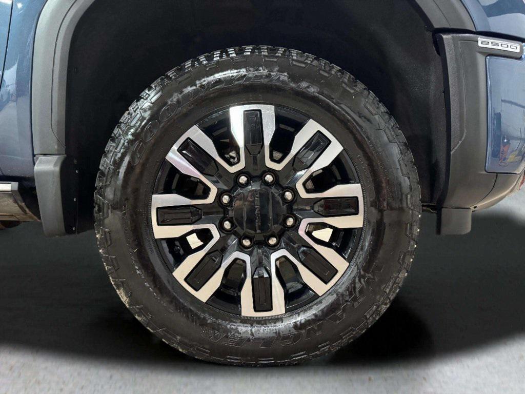 used 2024 GMC Sierra 2500 car, priced at $74,995