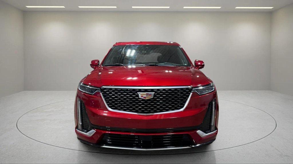 used 2024 Cadillac XT6 car, priced at $52,995