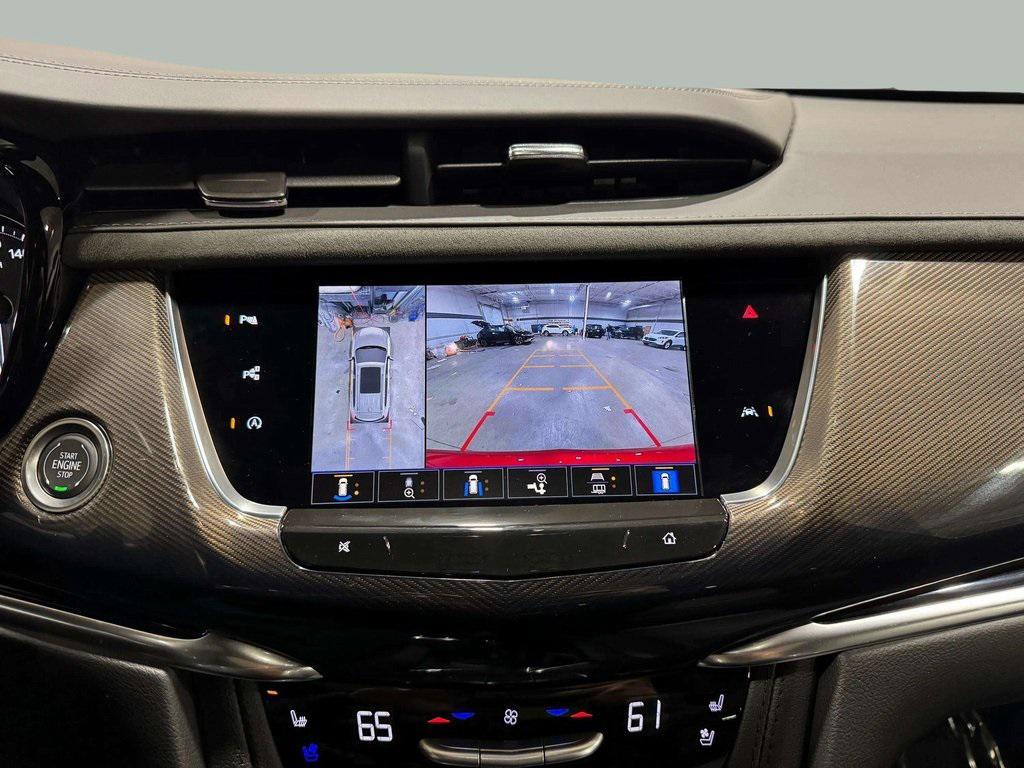 used 2024 Cadillac XT6 car, priced at $52,995