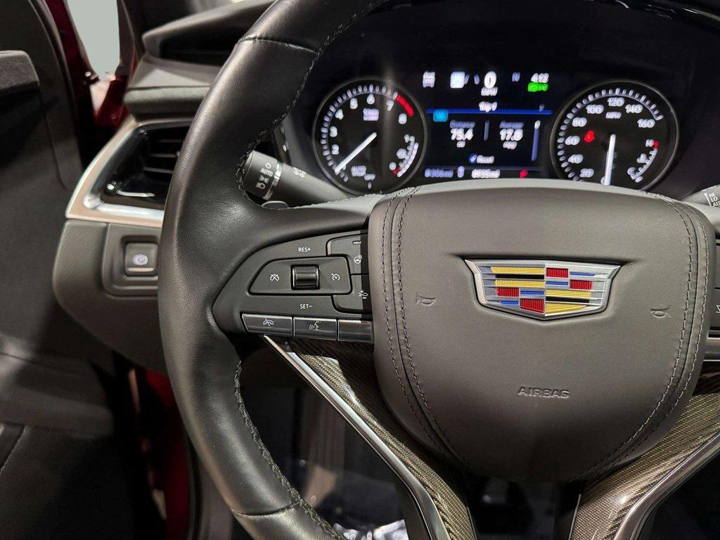 used 2024 Cadillac XT6 car, priced at $52,995