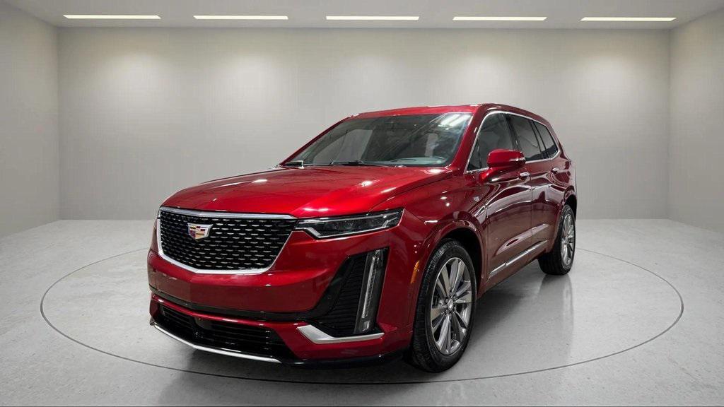 used 2024 Cadillac XT6 car, priced at $52,995