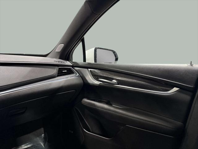 used 2024 Cadillac XT5 car, priced at $45,295