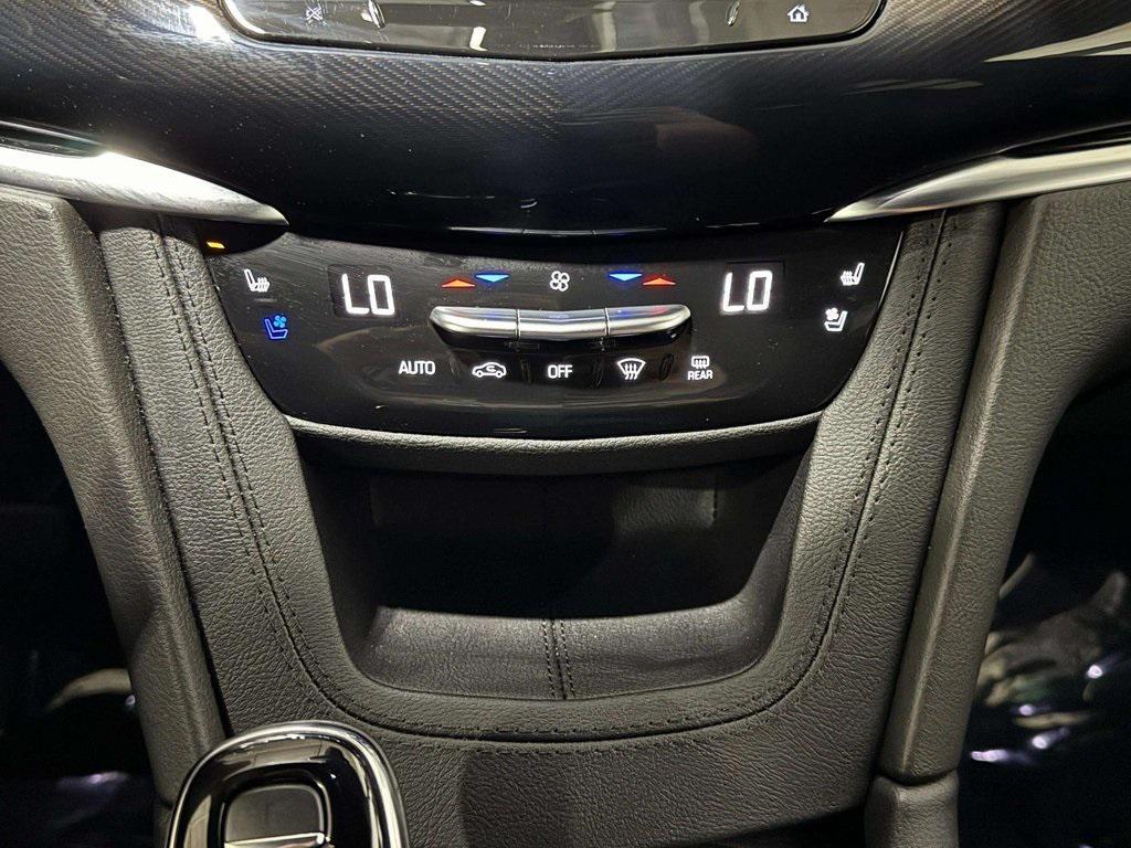 used 2024 Cadillac XT6 car, priced at $51,995