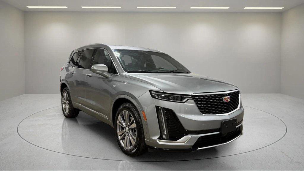 used 2024 Cadillac XT6 car, priced at $51,995