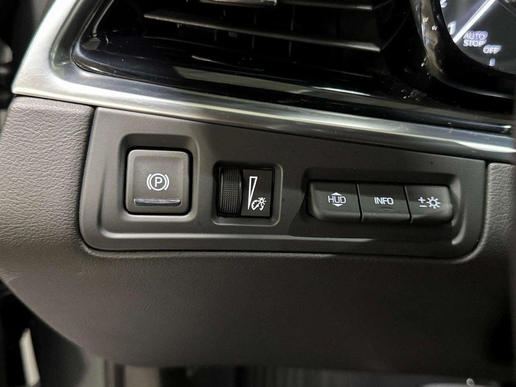 used 2024 Cadillac XT6 car, priced at $51,995