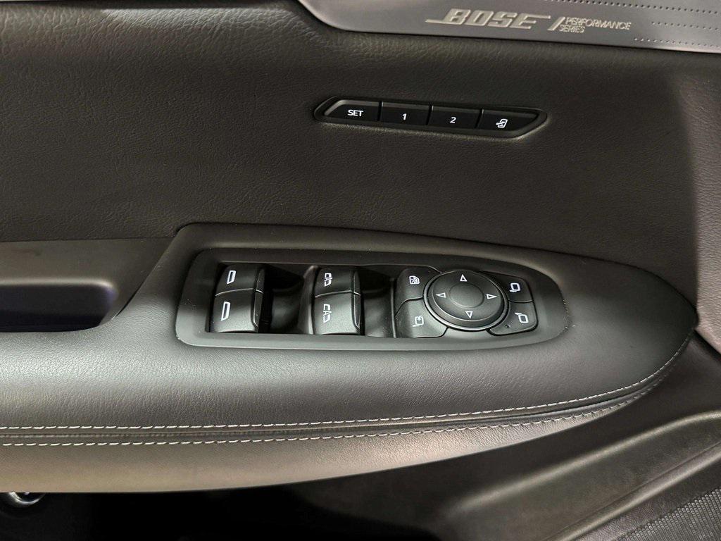 used 2024 Cadillac XT6 car, priced at $51,995