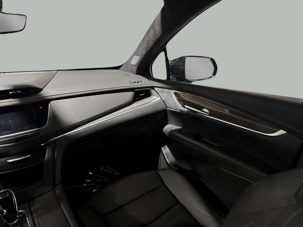 used 2024 Cadillac XT5 car, priced at $44,500