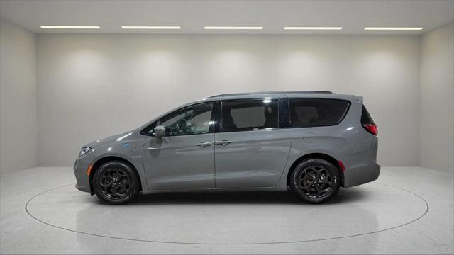 used 2021 Chrysler Pacifica Hybrid car, priced at $23,795