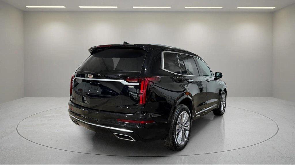 used 2024 Cadillac XT6 car, priced at $51,995