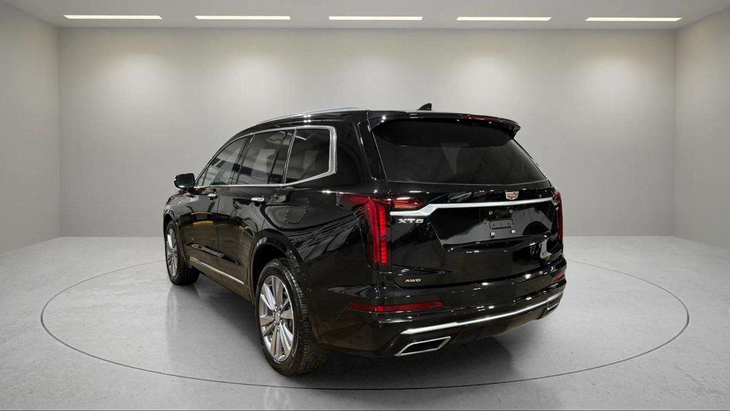 used 2024 Cadillac XT6 car, priced at $51,995