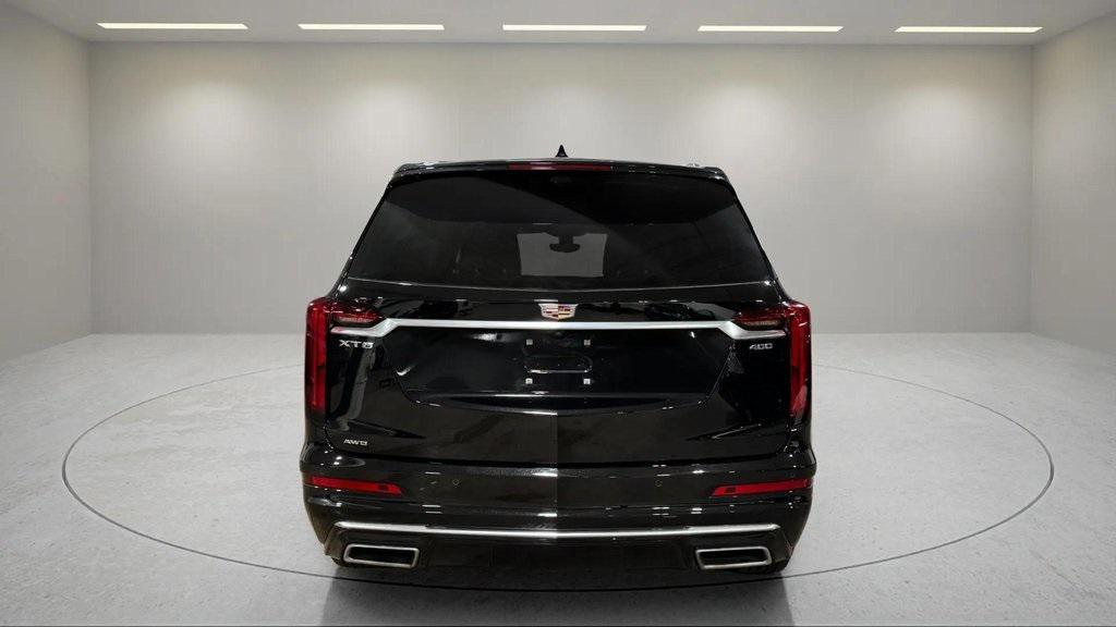 used 2024 Cadillac XT6 car, priced at $51,995