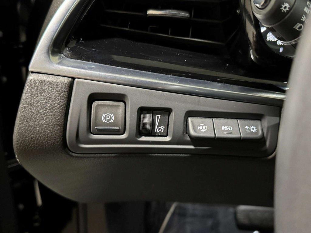 used 2024 Cadillac XT6 car, priced at $51,995