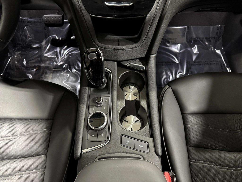 used 2024 Cadillac XT6 car, priced at $51,995