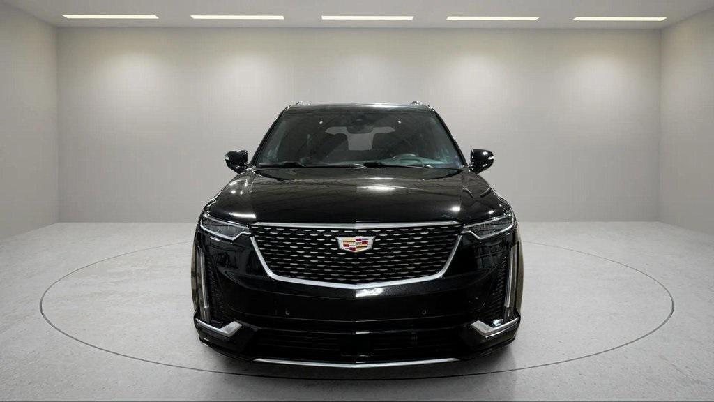 used 2024 Cadillac XT6 car, priced at $51,995