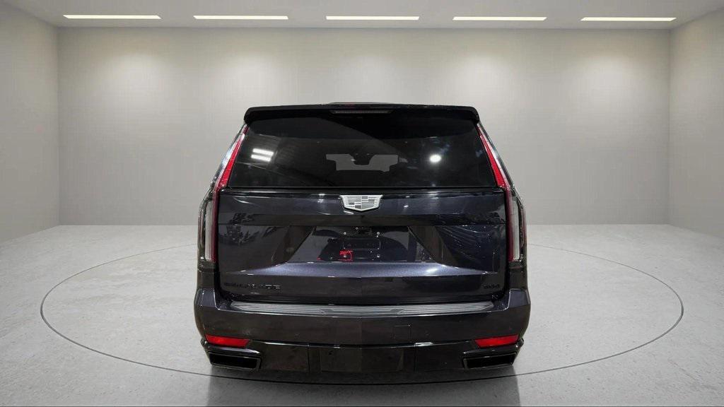 used 2022 Cadillac Escalade ESV car, priced at $62,995