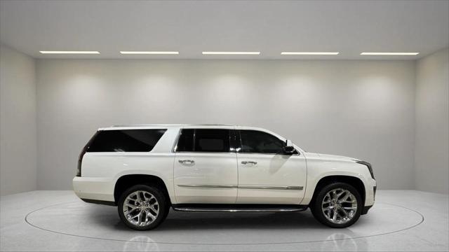 used 2018 Cadillac Escalade ESV car, priced at $25,995