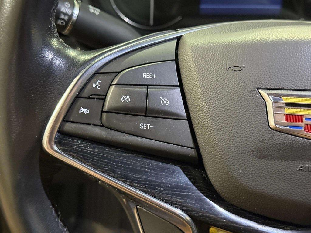 used 2021 Cadillac XT5 car, priced at $30,995