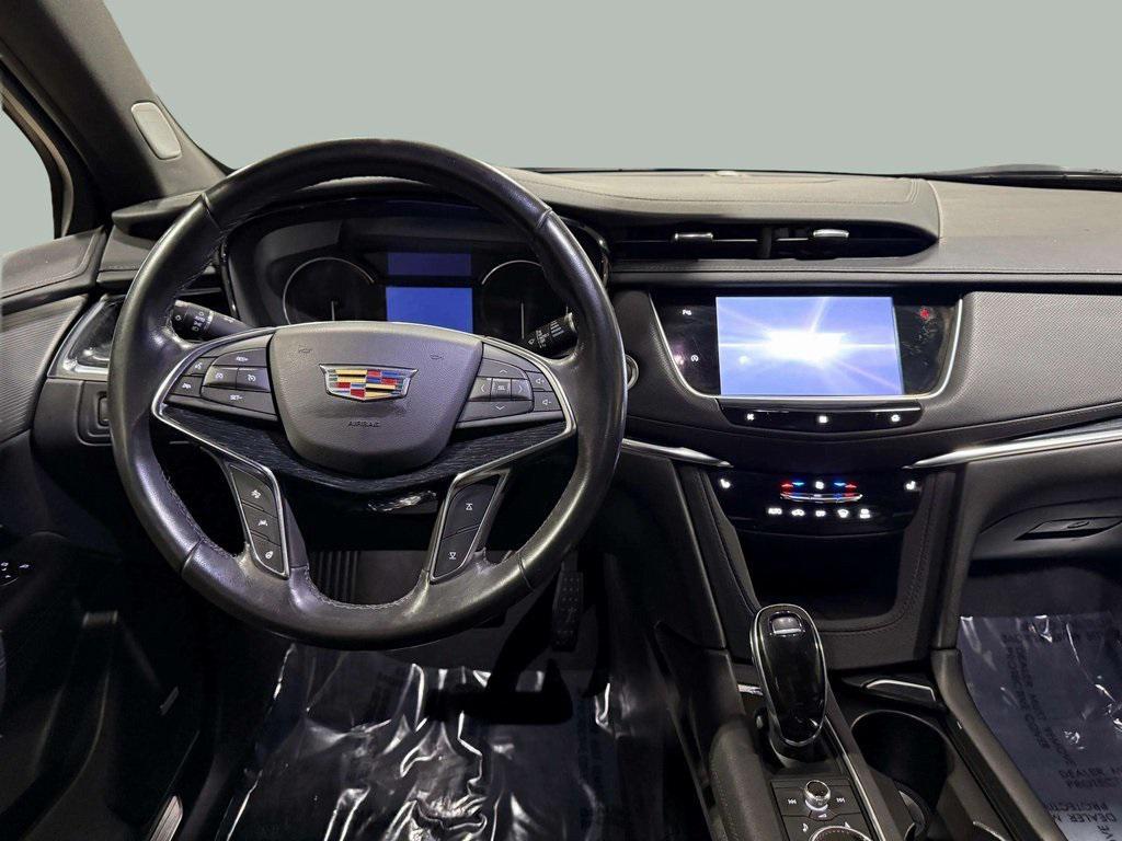 used 2021 Cadillac XT5 car, priced at $30,995