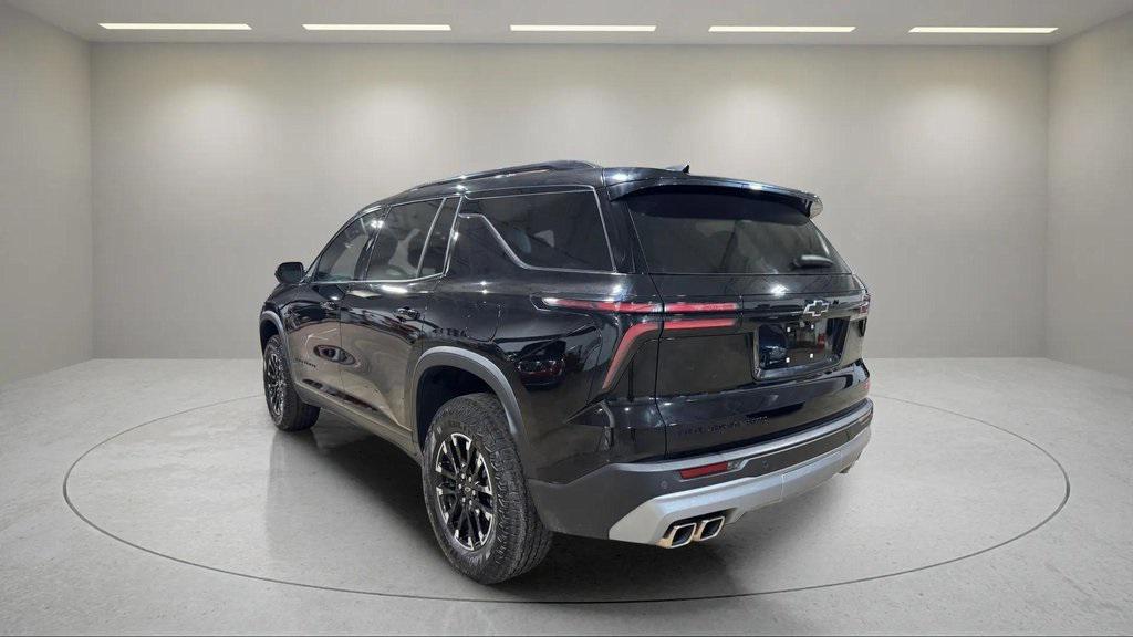 used 2024 Chevrolet Traverse car, priced at $45,995