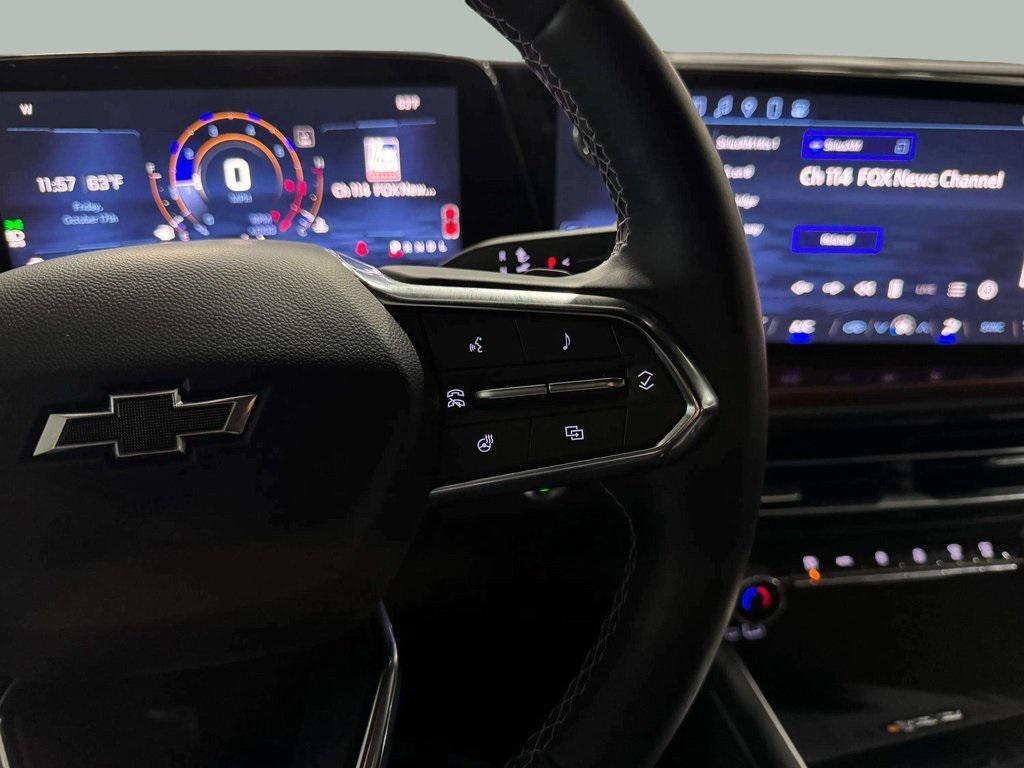 used 2024 Chevrolet Traverse car, priced at $45,995