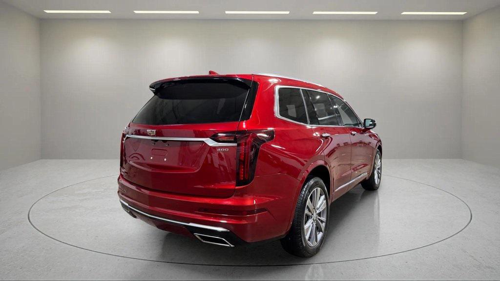 used 2024 Cadillac XT6 car, priced at $47,895
