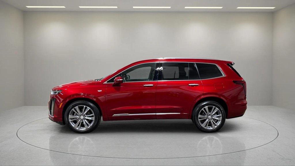 used 2024 Cadillac XT6 car, priced at $47,895