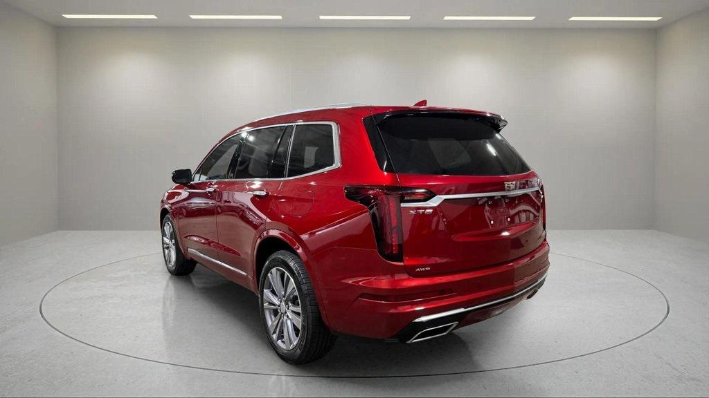 used 2024 Cadillac XT6 car, priced at $47,895