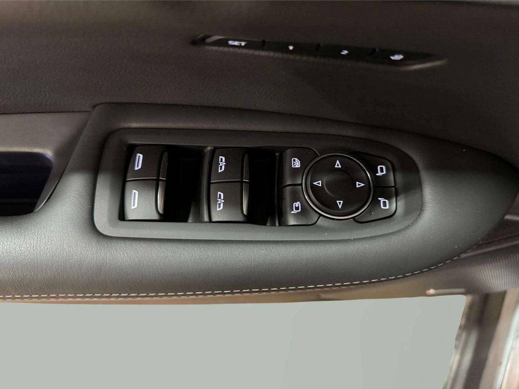 used 2024 Cadillac XT6 car, priced at $51,795