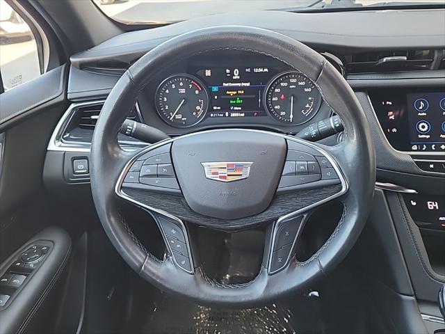 used 2021 Cadillac XT5 car, priced at $35,295