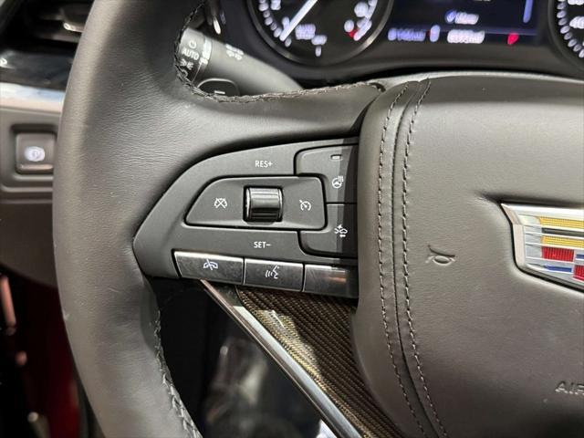 used 2024 Cadillac XT6 car, priced at $52,990