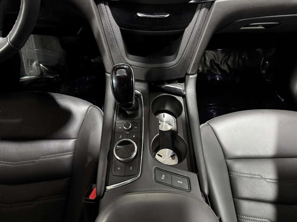 used 2023 Cadillac XT5 car, priced at $43,995