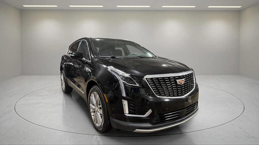 used 2023 Cadillac XT5 car, priced at $43,995