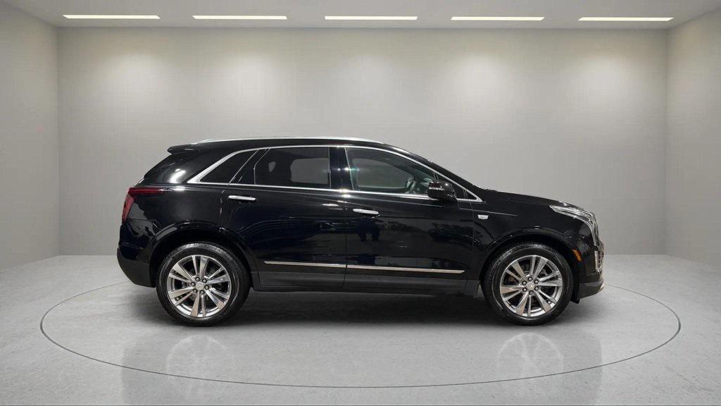 used 2023 Cadillac XT5 car, priced at $43,995