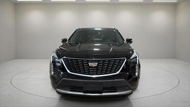 used 2022 Cadillac XT4 car, priced at $30,750