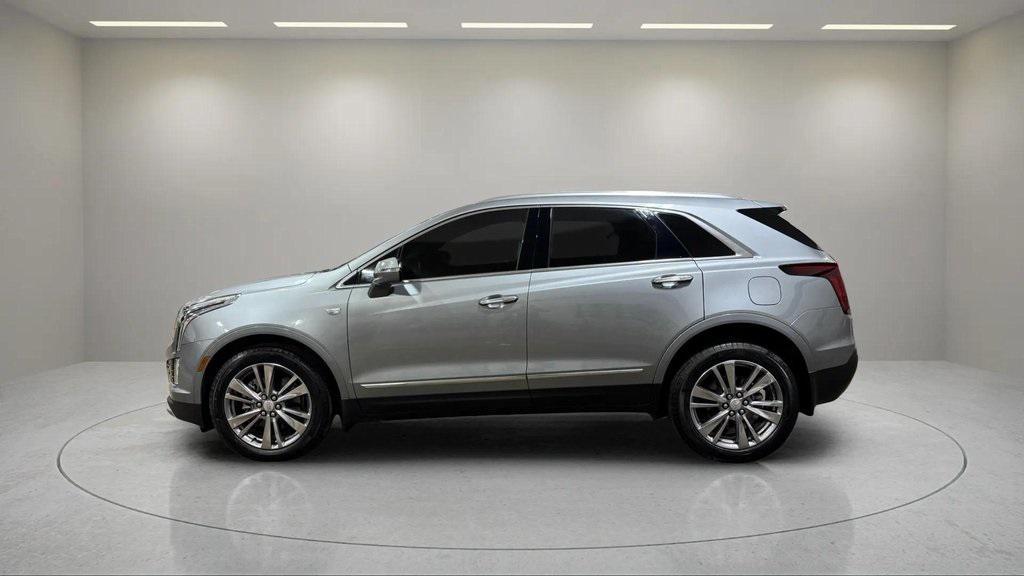 used 2025 Cadillac XT5 car, priced at $49,996