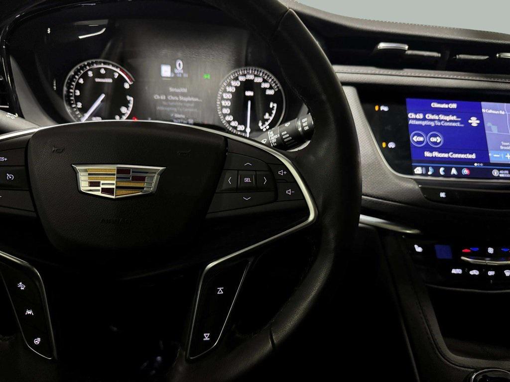 used 2025 Cadillac XT5 car, priced at $49,996