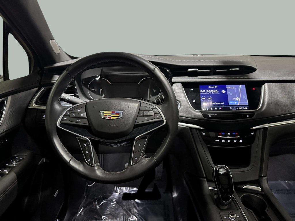 used 2025 Cadillac XT5 car, priced at $49,996