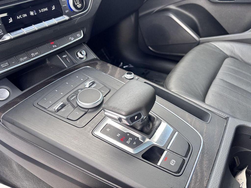 used 2020 Audi Q5 car, priced at $22,366
