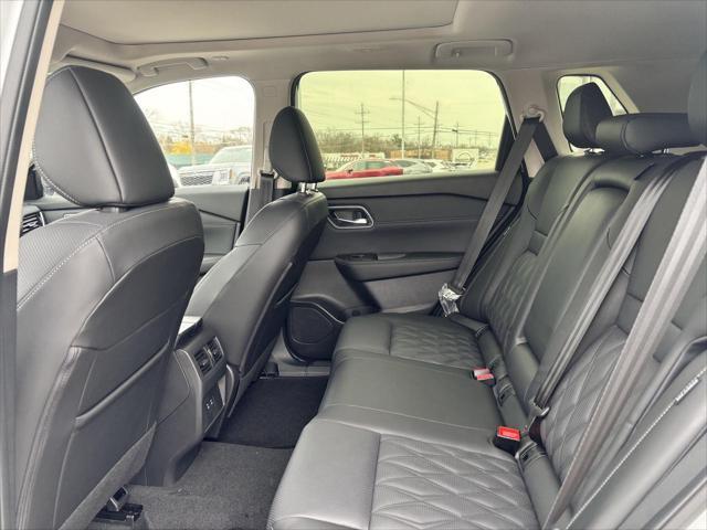 new 2025 Nissan Rogue car, priced at $41,650