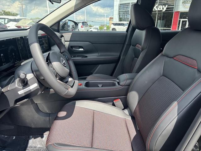 new 2025 Nissan Kicks car, priced at $26,552