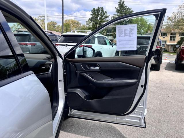 used 2022 Nissan Rogue car, priced at $25,999