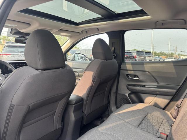 new 2025 Nissan Kicks car, priced at $27,512