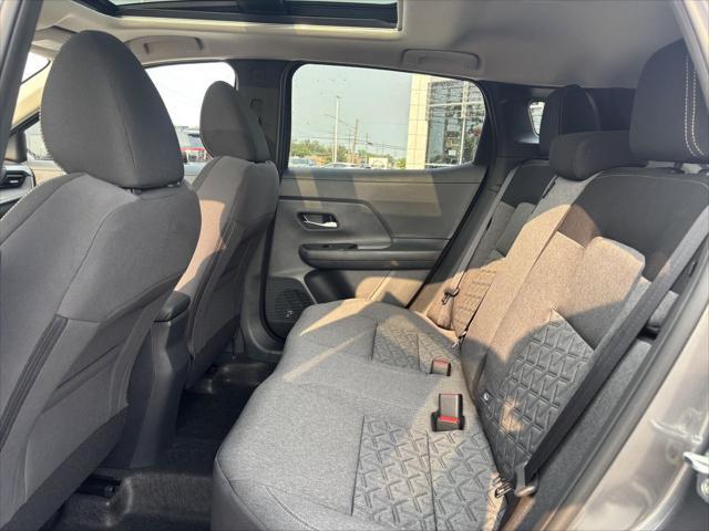 new 2025 Nissan Kicks car, priced at $27,512