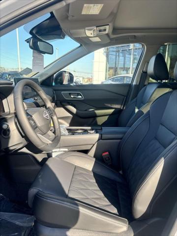 new 2025 Nissan Rogue car, priced at $43,450