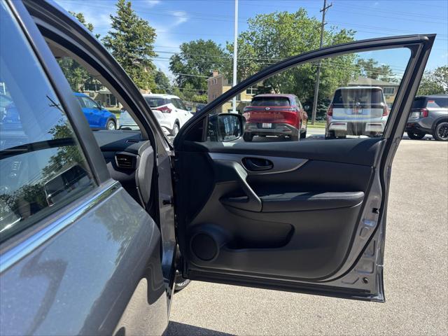 used 2020 Nissan Rogue Sport car, priced at $18,899
